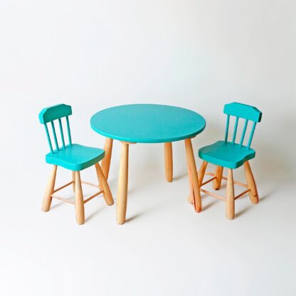 Mesa y sillas