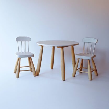 Mesa y sillas - Imagen 7